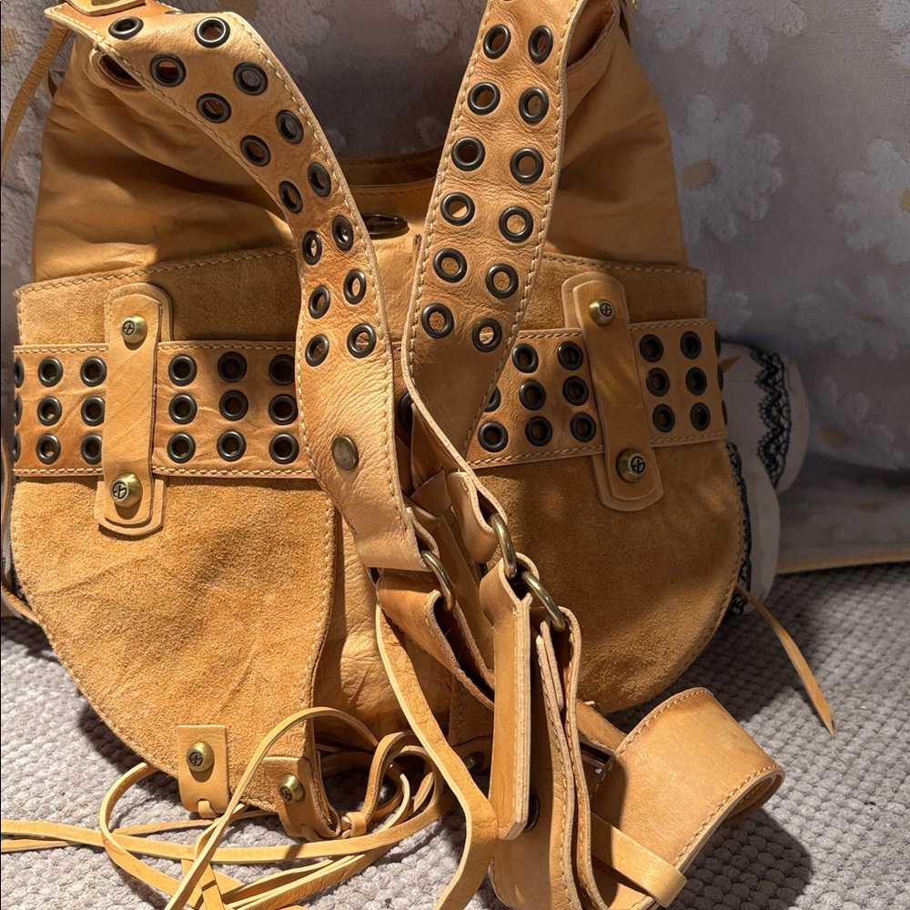 Francesco Biasia Tan Hobo Bag - Picture 3 of 5